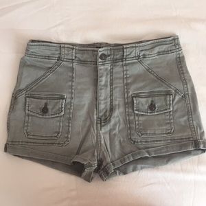 Abercrombie High Rise Army Shorts Size 8